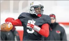  ?? ANTHONY SOUFFLE/CHICAGO TRIBUNE 2015 ?? As a quarterbac­k, Tre Roberson led Illinois State to the 2014 FCS national championsh­ip game against North Dakota State.