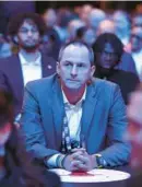  ?? CHICAGO TRIBUNE CHRIS SWEDA/ ?? Arturas Karnišovas, the Bulls’ executive vice president of basketball operations, waits for the start of the NBA draft lottery at McCormick Place last May.