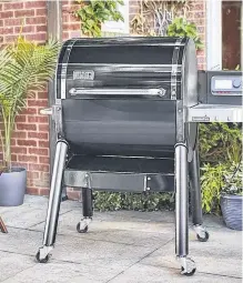  ?? RONA.CA ?? The summer of smoking on the grill is positioned to be this season’s biggest grilling trend. (Weber Smokefire EX4 pellet grill, $1,299).