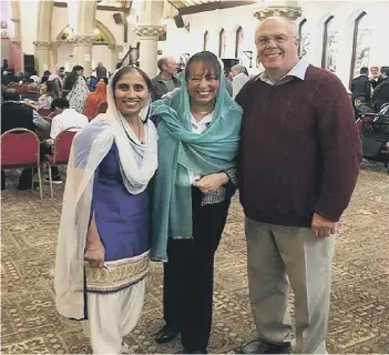  ??  ?? Kelly Purewal, Mayor of Sunderland Lynda Scanlan and Coun Michael Dixon.