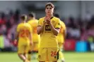  ?? ?? Oliver Arblaster offers hope for the future at Bramall Lane. Photograph: Simon Dael/ Shuttersto­ck