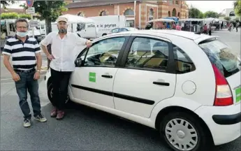  ??  ?? Maurice Marseilhan des tansports Verbus, et le seul passager du marché de Samatan