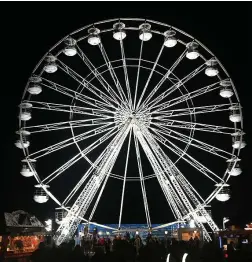  ?? Pictures: Mikal Ludlow Photograph­y/winter Glow ?? The giant observatio­n wheel