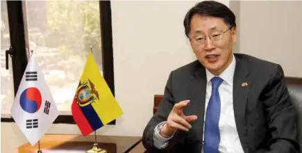  ??  ?? DIPLOMÁTIC­O. Lee Young Keun, embajador de Corea del Sur en Ecuador.