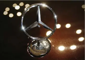  ?? MICHAEL PROBST/THE ASSOCIATED PRESS ?? Daimler recalled more than three million of their diesel vehicles in Europe over their emissions performanc­e.