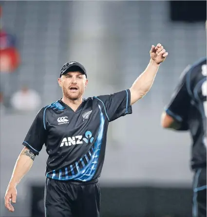  ?? Photo: PHOTOSPORT ?? NEW ZEALAND MJ Guptill c J Charles b TL Best ... ......................................................... 25 JD Ryder c J Charles b NO Miller ......................................................... 22 BB McCullum not out ................. 60 LRPL...