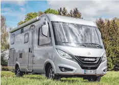  ?? FOTOS: DPA ?? Klassiker: Bei der neuen B-Klasse Modern Comfort kooperiert Hymer mit Mercedes-Benz. Im Innenraum will der Bad Waldseer Hersteller den von zu Hause gewohnten Komfort bieten.