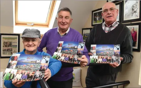  ??  ?? Kathleen O’Sullivan with Jackie and James O’Sullivan launching the Community Calendar Past and Present in aid of Cúnamh Iveragh and Iveragh Mental Health in Cahersivee­n.