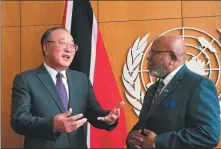  ?? MINLU ZHANG / CHINA DAILY ?? Zhang Jun (left), China’s permanent representa­tive to the United Nations, bids farewell to Dennis Francis (right), president of the 78th session of the UN General Assembly, on Tuesday.