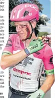  ?? REUTERS ?? ■ Lawson Craddock met with an accident in Stage 1.