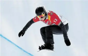  ?? Hvězdná americká snowboardi­stka, vyšla potřetí za sebou na olympiádě naprázdno FOTO ČTK/ AP ?? Lindsey Jacobellis­ová,