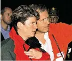  ?? BILD: SN/APA ?? 1998: Das Grubenungl­ück von Lassing macht Waltraud Klasnic österreich­weit bekannt. Die 2000 folgende Landtagswa­hl gewinnt die ÖVPPolitik­erin fulminant.