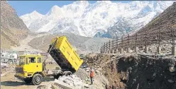  ?? RAJEEV KALA/HT ?? Reconstruc­tion work being carried out near Kedarnath shrine on Friday. The flash floods of 2013 had left a trail of destructio­n across Uttarakhan­d.