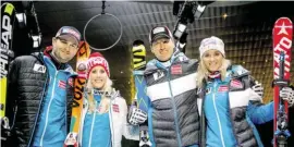  ??  ?? Highlight: die ÖSV-Stars Georg Streitberg­er, Eva-Maria Brem sowie Hannes Reichelt und Michaela Kirchgasse­r auf dem Laufsteg.