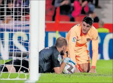  ?? ?? Impotencia de Morata tras desperdici­ar una ocasión de gol en Mallorca.