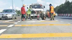  ??  ?? The search for better strategies to Sarawak’s road asset management and maintenanc­e approaches is underway as the long-standing 15-year road maintenanc­e PBC between JKR and CMS Roads draws to an end early next year.