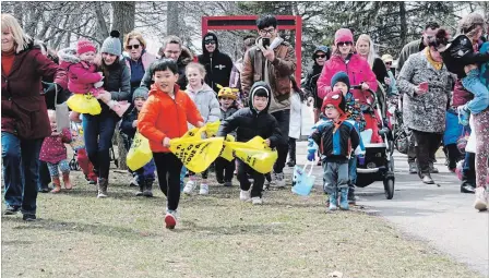  ?? KRIS DUBE SPECIAL TO THE WELLAND TRIBUNE ?? Organizers of Saturday's 23rd annual Easter egg hunt in Welland, hosted by volunteer firefighte­rs, say about 1,000 children attended the event.