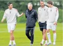  ??  ?? Velika karijera Pet je godina Sven-Göran Eriksson vodio Englesku (na fotografij­i s Lampardom, Ferdinando­m i Gerrardom)
