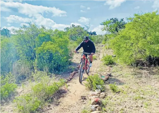  ?? CORTESÍA: DIRECCIÓN MUNICIPAL DE TURISMO ?? Disfrutan de los paisajes naturales