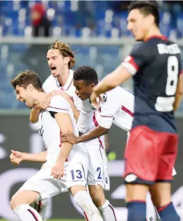  ?? LAPRESSE ?? L’incontenib­ile gioia di Luca Rossettini, 30 anni, due gol nelle ultime due partite