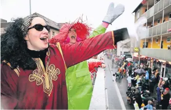  ?? RP-ARCHIVFOTO: OLAF STASCHIK ?? Der Rosenmonta­g steht diesmal im Zeichen der Sicherheit, die Polizei hat Auflagen gemacht. Welche dies genau sind, soll nicht öffentlich werden.