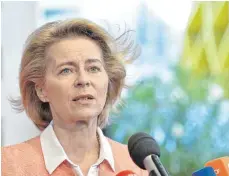  ?? FOTO: DPA ?? Verteidigu­ngsministe­rin Ursula von der Leyen hat im Fall erneuter Giftgasang­riffe in Syrien erwogen, sich an Vergeltung­sschlägen der Allianz der USA mit Großbritan­nien und Frankreich zu beteiligen.