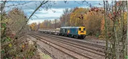  ?? Simon Kerry ?? 20205 and 20007 pass through Grassmoor, Chesterfie­ld, working 6Z69, the Doncaster Wood Yard to Derby RTC, on November 19, 2021.