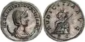  ?? ?? Herennia Etruscilla. Double sestertius. From the collection of a connoisseu­r. Extremely rare. Extremely fine +. Estimate: 40,000 euros. Hammer price: 55,000 euros