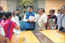  ??  ?? Chief Minister Devendra Fadnavis during the meeting with aggrieved house owners of Siddhi Sai Apartment of Ghatkopar, on Thursday.