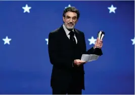  ??  ?? Chuck Lorre: Premio Creative Achievemen­t.