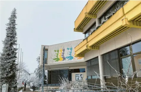  ?? Foto: Markus Heinrich ?? Im Rathaus von Bad Wörishofen wurde die Erhöhung der Abwasserge­bühren nicht-öffentlich vorberaten. Dieses Vorgehen kritisiert nun das Landratsam­t.