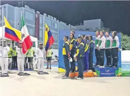  ??  ?? El equipo mexicano subió a lo más alto del podio en Barranquil­la.