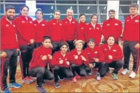  ?? BFI PHOTO ?? Indian boxers before leaving for the camp in Italy.