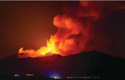  ?? EFE ?? Una de las últimas imágenes de un Etna en erupción en Sicilia