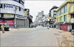  ?? ANI ?? A market in Thane wears a deserted look amid a surge in Covid-19 cases on Wednesday.