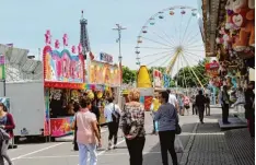  ?? Fotos: Silke Federsel ?? Die Schaustell­er und Wirte waren zufrieden mit dem Ingolstädt­er Pfingstvol­ksfest, nur die Warenbesch­icker klagten.