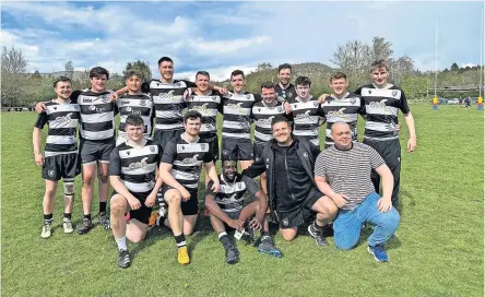  ?? ?? Team photo The Crieff 7s squad