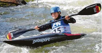  ?? Foto: Marianne Stenglein ?? Mit Platz sieben kehrte Selina Jones vom Weltrangli­stenrennen in Markkleebe­rg zurück. Mittlerwei­le hat für die Kanuten schon die Vorbereitu­ng auf die Qualifikat­ionsrennen am Augsburger Eiskanal (28. und 29. April) begonnen.