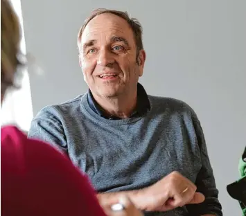  ?? Foto: Marcus Merk ?? Nach 22 Jahren als Vorsitzend­er legt Norbert Graßmeier das Amt des Vorsitzend­en beim TSV Neusäß nieder. In dieser Zeit hat sich der Verein in verschiede­ne Richtungen entwickelt.