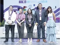  ?? ?? Landbank’s Leila Martin (third from left), BDO Unibank’s Atty. Federico Tancongco (left) and Joel Andres (second from right), Connected Women’s Gina Romero (second from left), and UN Women Champion Bianca Gonzalez (right)