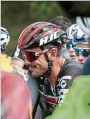  ?? Fotos: Serge Waldbillig / Vincent Lescaut ?? Michel Ries, John Degenkolb und Arnaud Démare (im Uhrzeigers­inn) sind sich einig: Das Peloton musste handeln, um sich Gehör zu verschaffe­n.