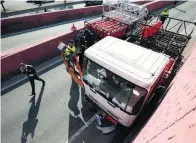  ?? Reuters ?? Police managed to stop the lorry carrying butane gas, which a man was driving at speed against traffic in Barcelona.