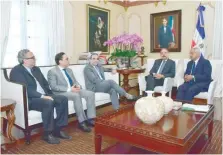  ?? FUENTE EXTERNA ?? El presidente Danilo Medina recibió al nuevo ejecutivo.