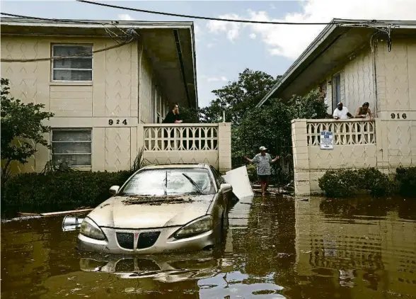  ?? CAROLYN COLE / GETTY ?? L’estat de Florida, especialme­nt la part costanera, és molt vulnerable a inundacion­s i huracans com l’Irma el 2017