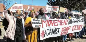  ?? Picture: ABONGILE SOLUNDWANA ?? NO VIOLENCE: Whittlesea residents show their disgust with violence against women