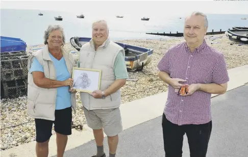  ?? PHOTO: STEVE ROBARDS SR2009283 ?? Selsey residents Sue Mortimer, Tom Hendrie and Roy Weyman have raised funds in a unique way to support the lifeboat station