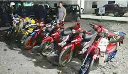  ??  ?? MOTOSIKAL ii tinaan id ‘Ops Samseng Jalanan’ pataakon doid JPJ montok haang potihombus.