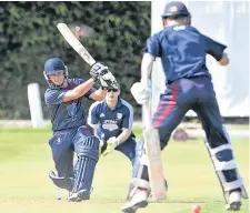  ??  ?? Chris Greaves (left) and Umair Mohammed (right) hope to be in swashbuckl­ing form for Forfarshir­e this weekend.