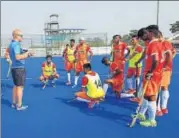  ?? HT PHOTO ?? The Indian team during a practice session in Bhubaneswa­r.