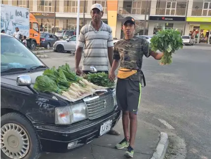  ?? Photo: Waisea Nasokia ?? Avikash Lal (right), with Bill Soko at Votualevu, Nadi, on May 28, 2020.